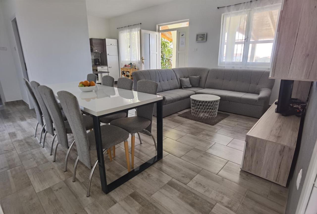 Apartments Jasna Privlaka  Extérieur photo